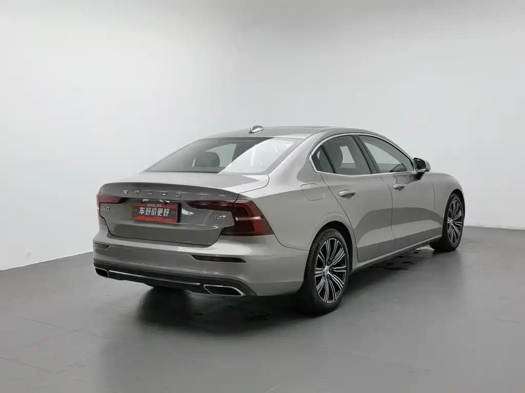 Volvo S60 2020 — фото 2