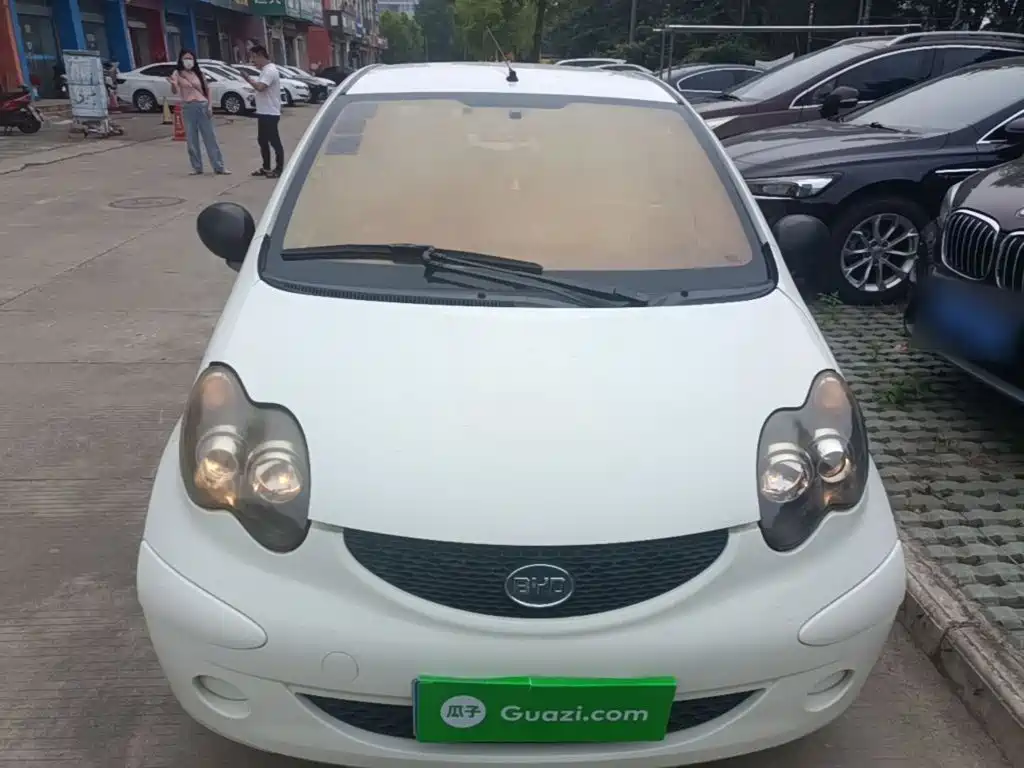 BYD F0 2015