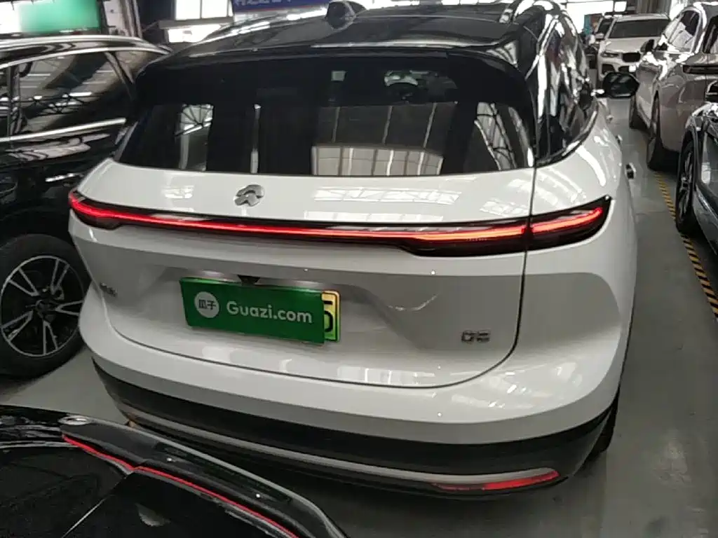 NIO ES6 2025