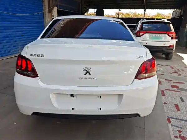 Peugeot 301 2019