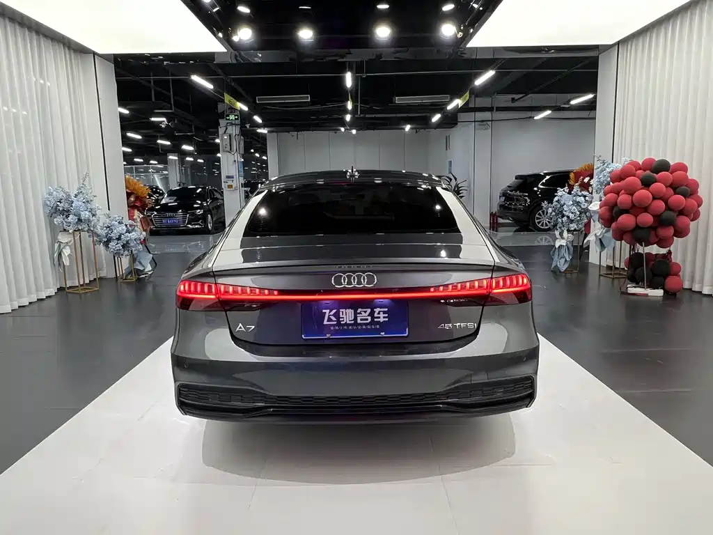Audi A7 2023 — фото 11