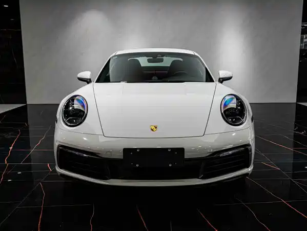 Porsche 911 2024
