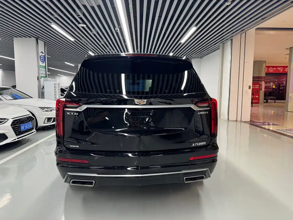 Cadillac XT6 2021 — фото 15