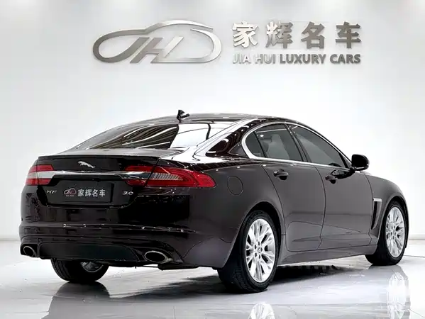 Jaguar XF 2013