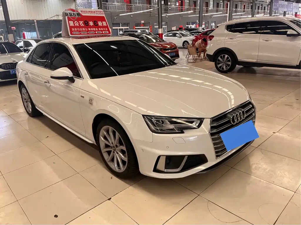 Audi A4L 2019