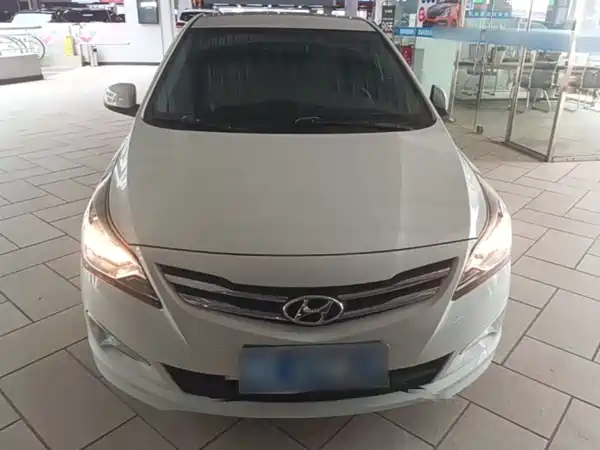 Hyundai Accent 2016