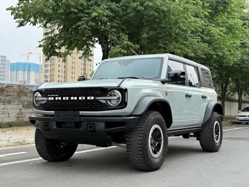 Ford Bronco 2026 — фото 1