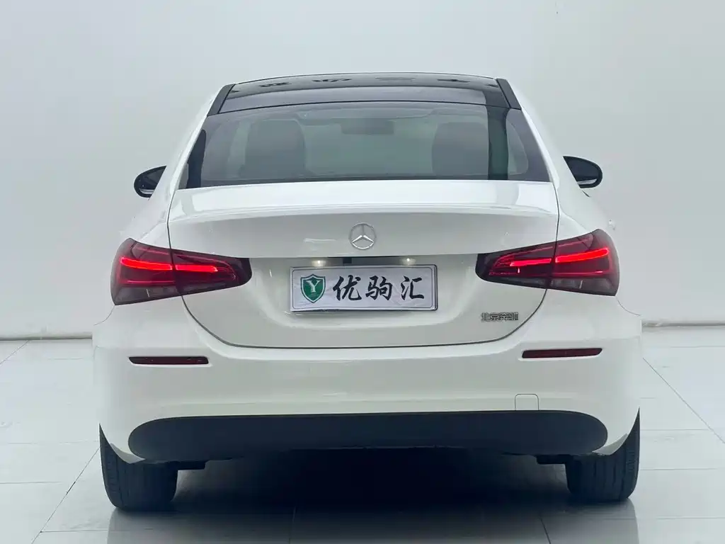 Mercedes-Benz A-Class 2019 — фото 5