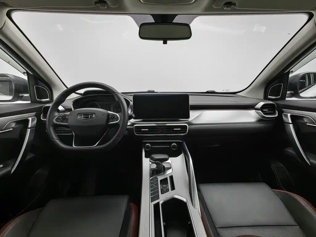 Geely Binyue 2021