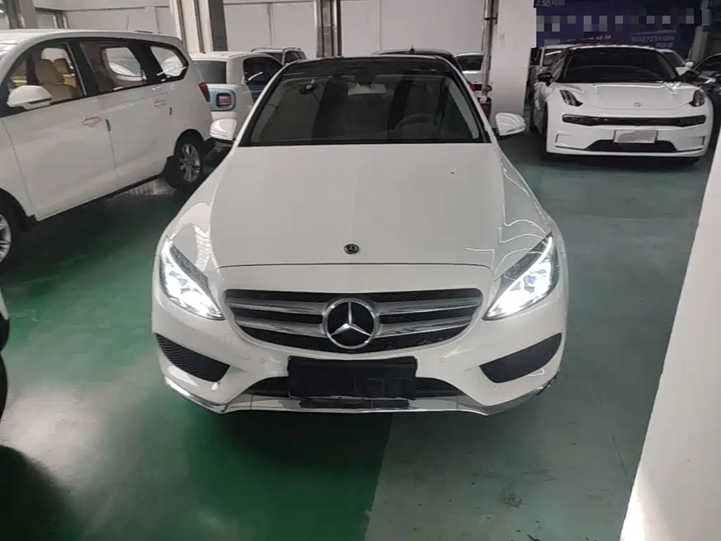 Mercedes-Benz C-Class 2018
