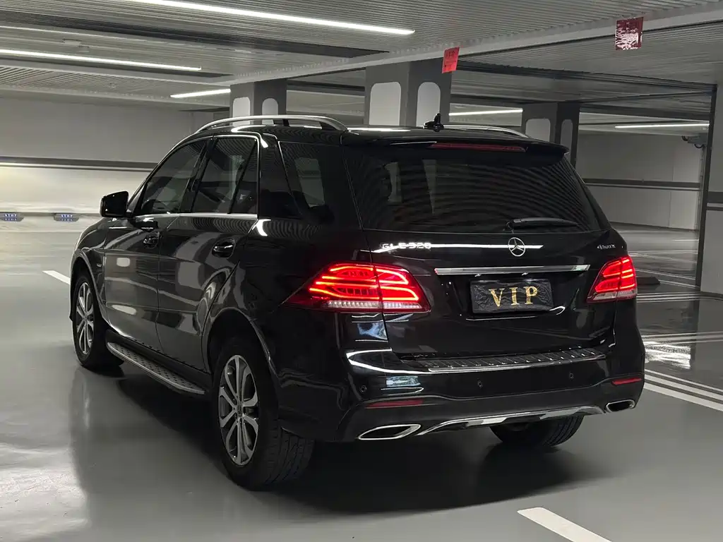 Mercedes-Benz GLE 2019 — фото 28