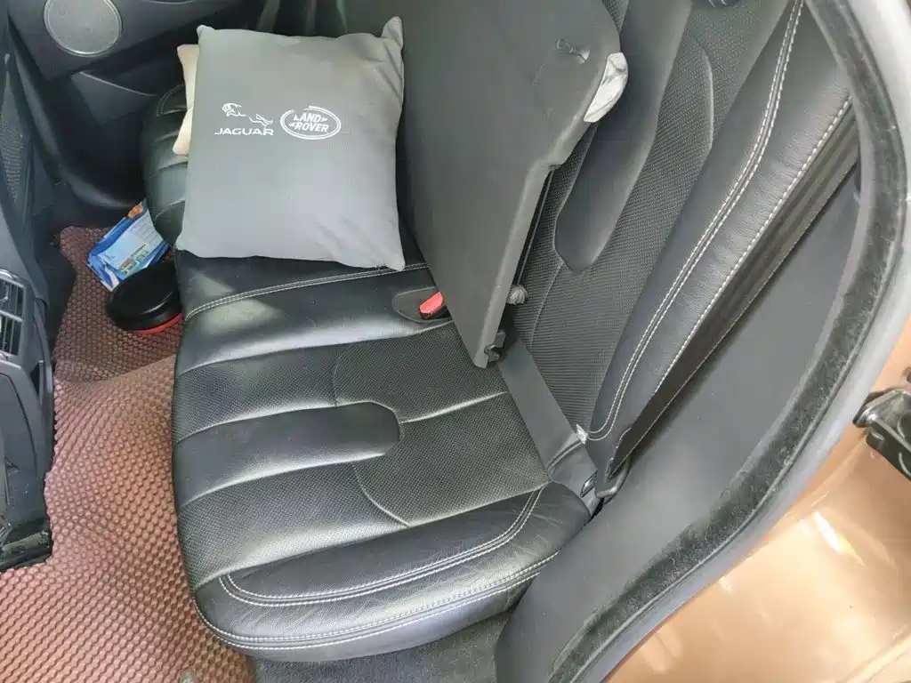 Land Rover Range Rover Evoque 2015 — фото 18