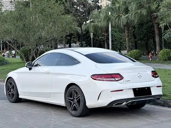 Mercedes-Benz C-Class 2020