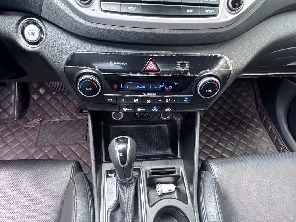 Hyundai Tucson 2016 — фото 16