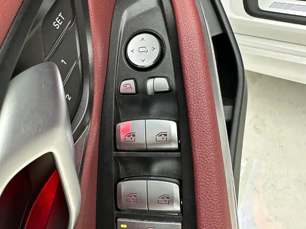 BMW 3 Series 2021 — фото 11