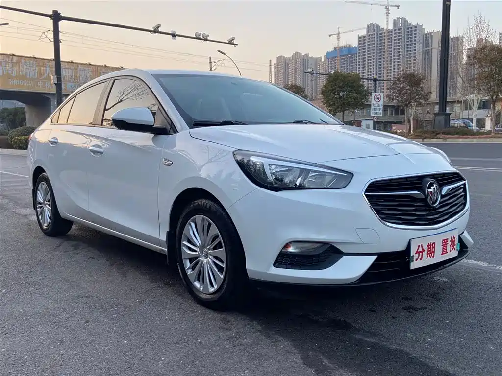 Buick Excelle 2019 — фото 3
