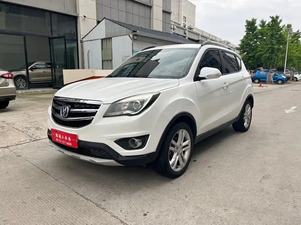 Changan CS35 2018 — фото 1