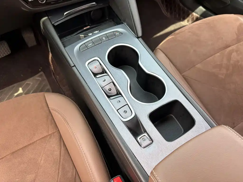 Buick Regal 2023 — фото 10