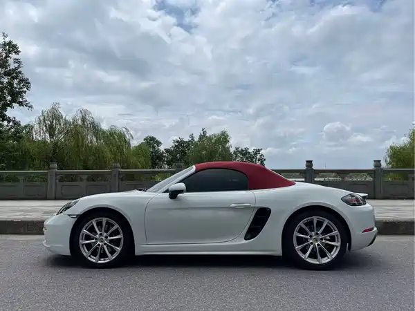 Porsche 718 2020