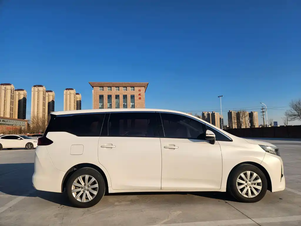 GAC Motor Trumpchi M6 2021 — фото 7