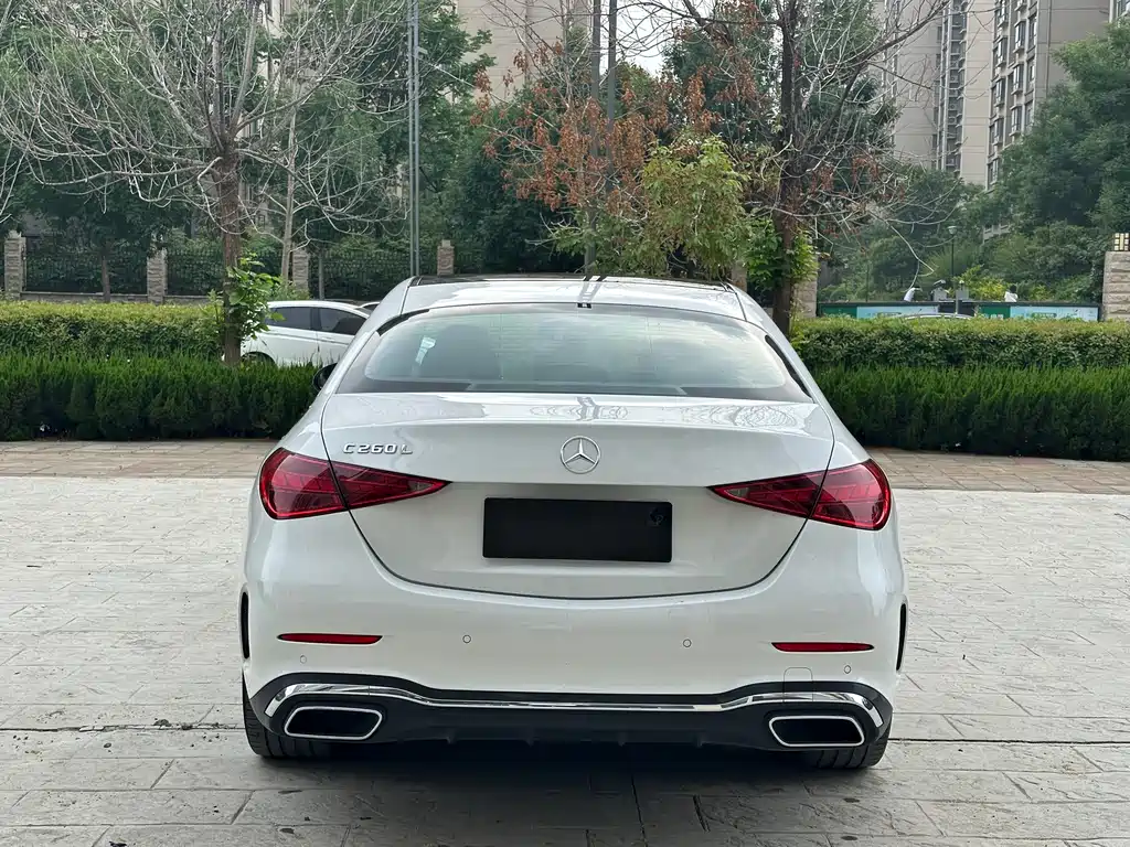Mercedes-Benz C-Class 2023 — фото 12