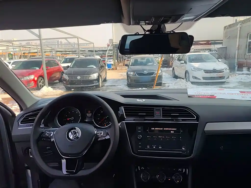 Volkswagen Tiguan L 2019 — фото 12