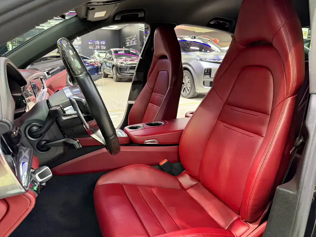 Porsche Panamera 2018 — фото 10