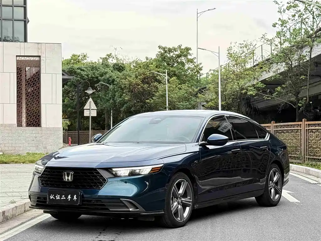 Honda Accord 2023 — фото 13