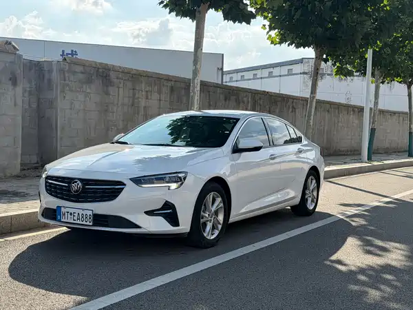 Buick Regal 2021