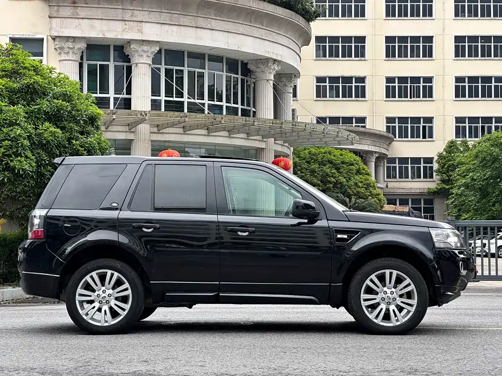Land Rover Freelander 2 2014 — фото 7