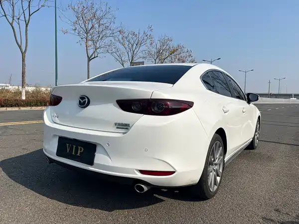 Mazda 3 Axela 2021