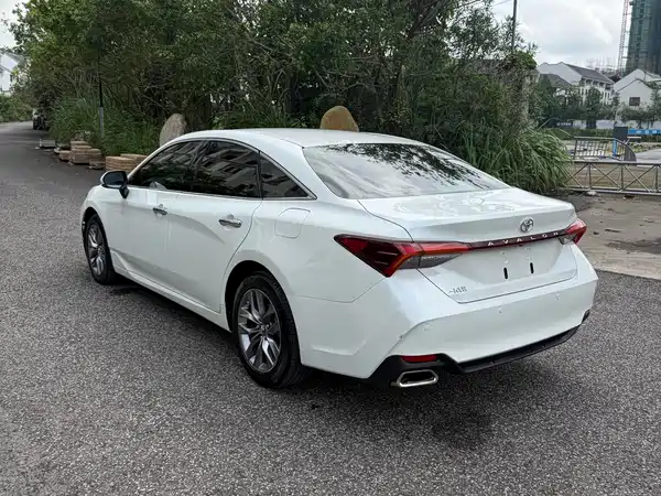 Toyota Avalon 2020