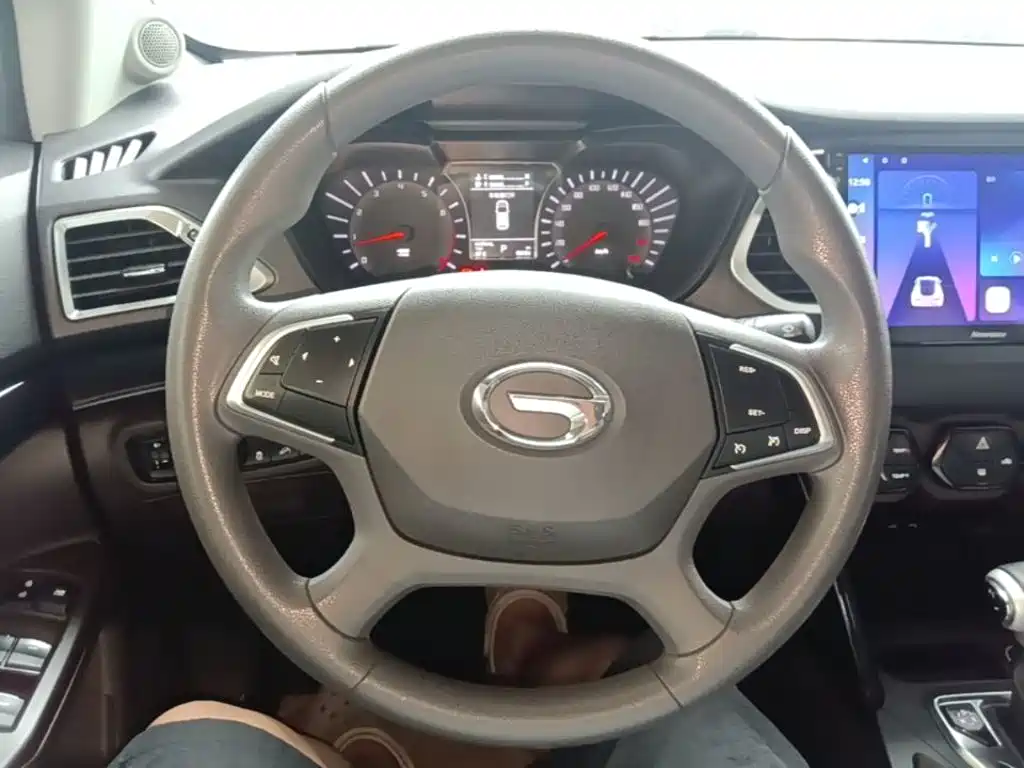 GAC Motor Trumpchi GS4 2018 — фото 11