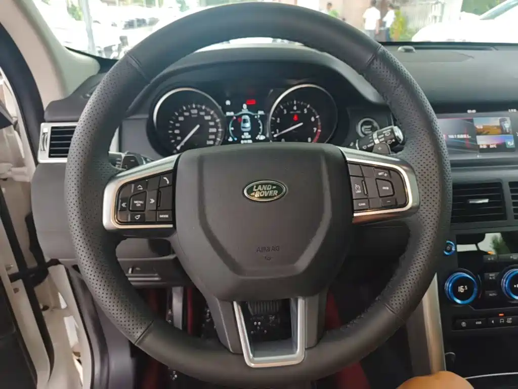 Land Rover Discovery Sport 2019 — фото 11