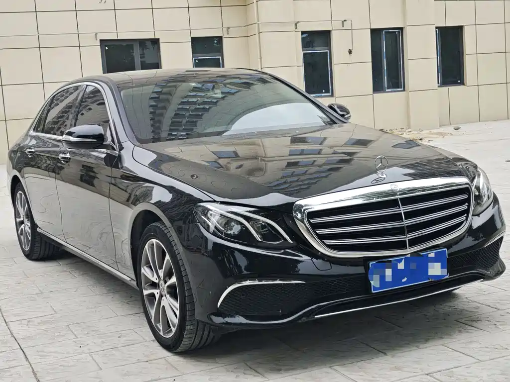 Mercedes-Benz E-Class 2018 — фото 3