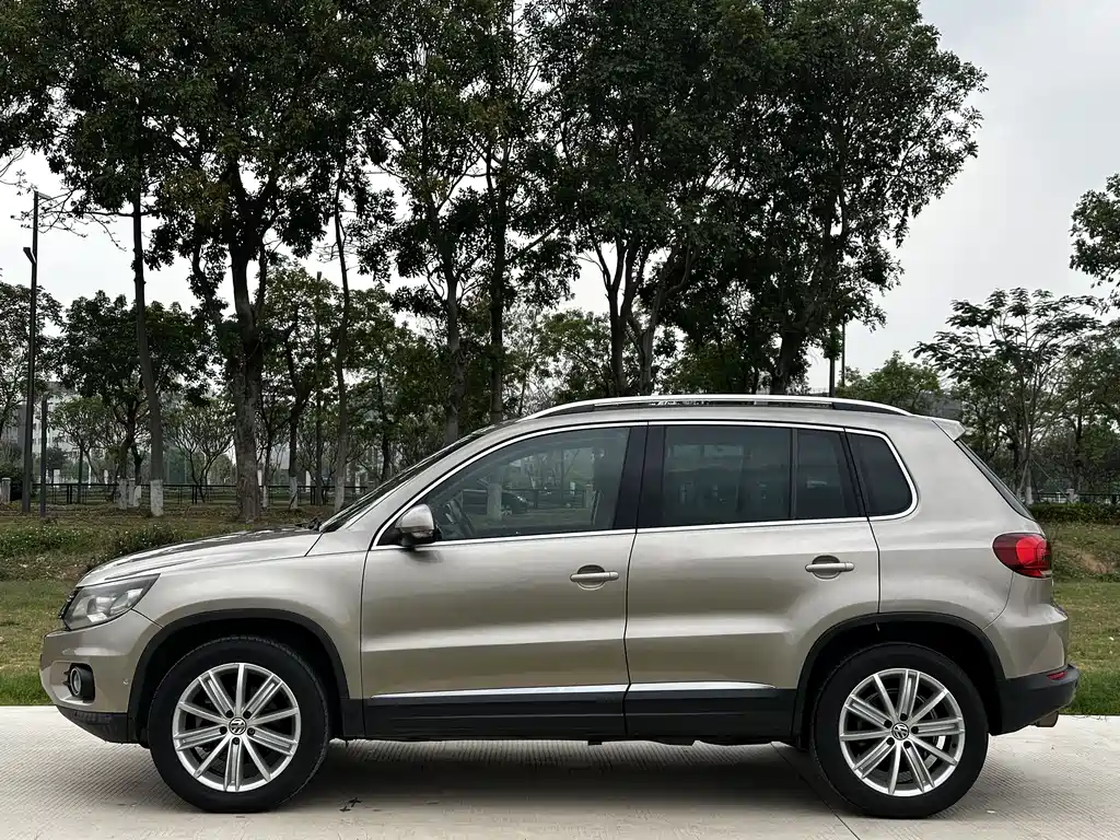 Volkswagen Tiguan 2015 — фото 7