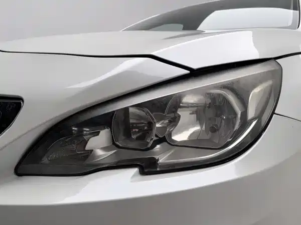 Peugeot 408 2014