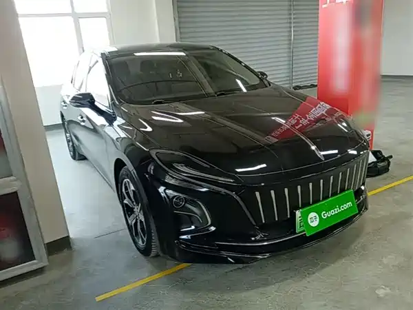 Hongqi E-QM5 2023