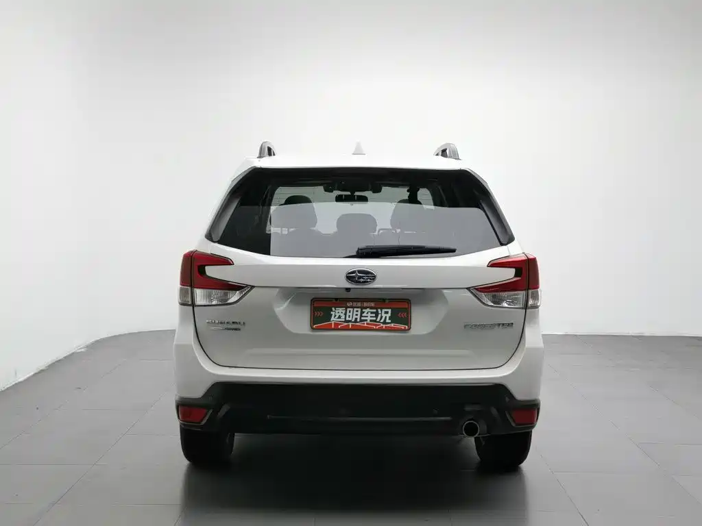 Subaru Forester 2021 — фото 4