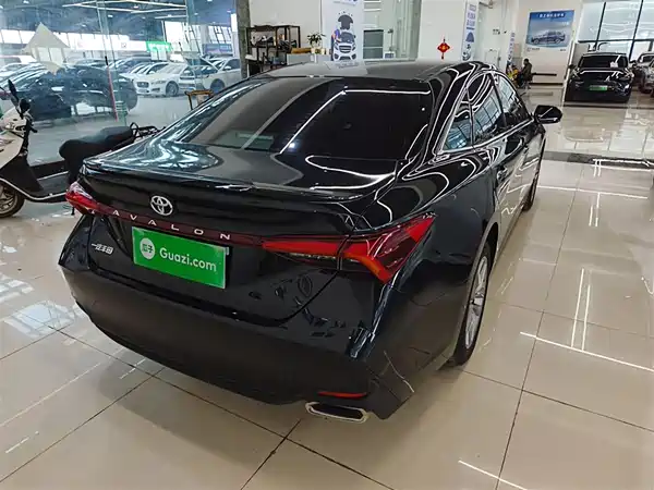 Toyota Avalon 2021