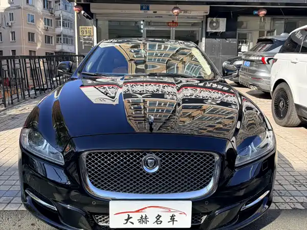 Jaguar XJ 2013
