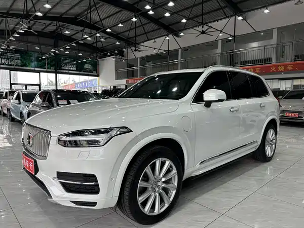 Volvo XC90 Plug-In Hybrid 2018