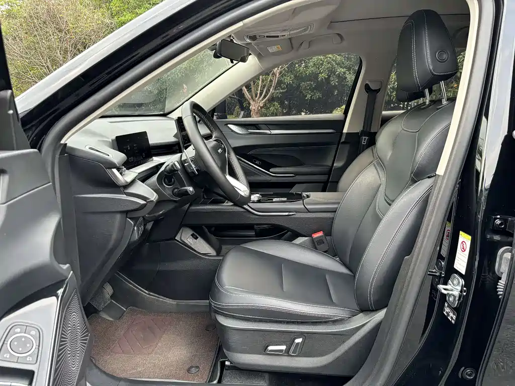 Haval H6 2023 — фото 17