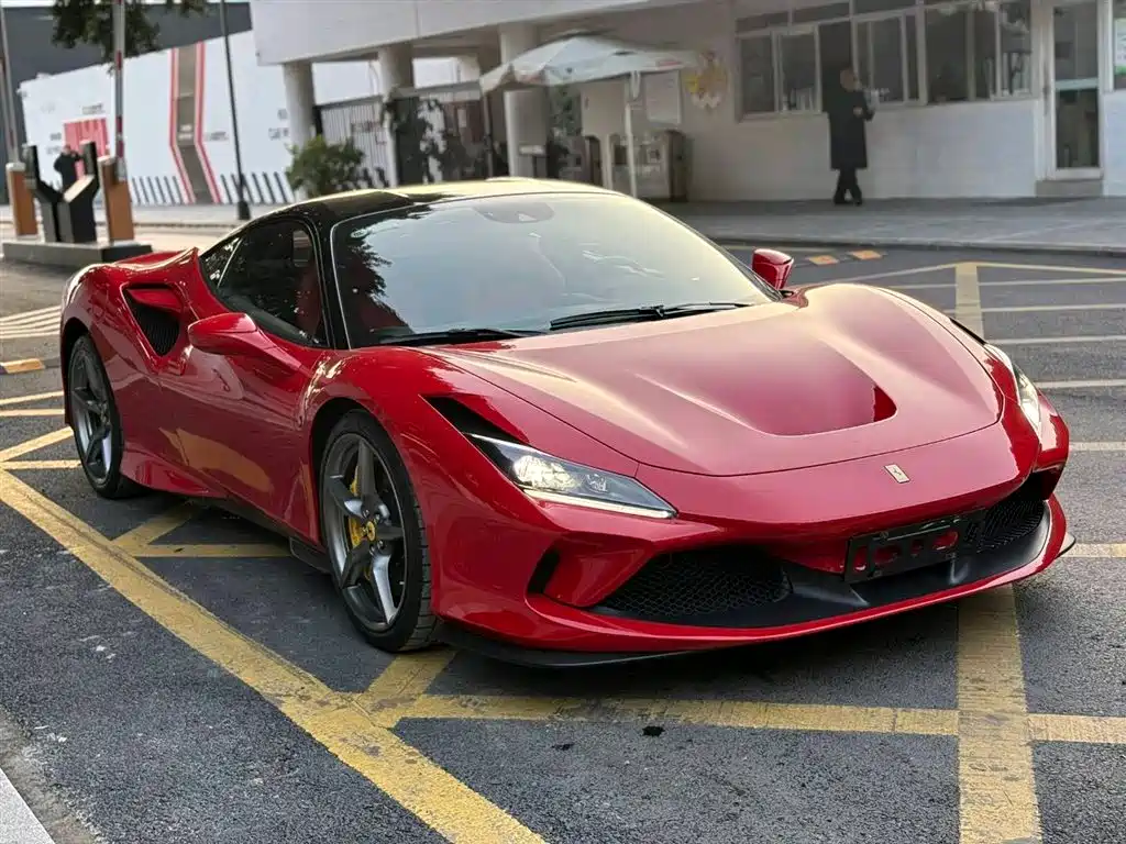 Ferrari F8 2023 — фото 2