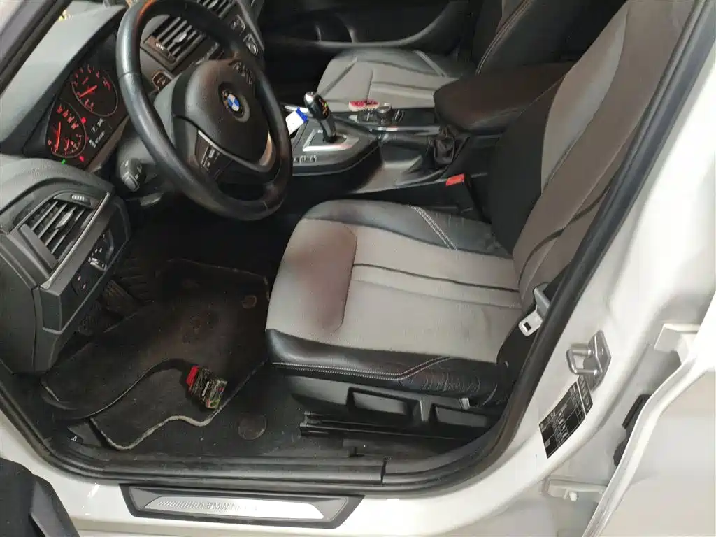 BMW 1 Series 2014 — фото 15