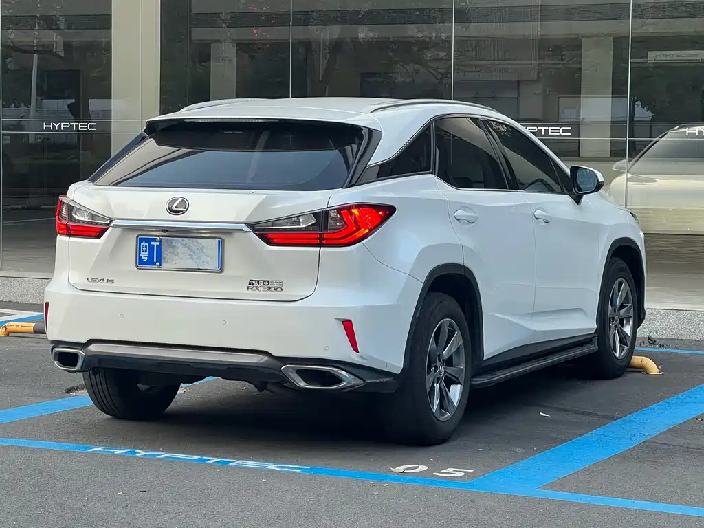 Lexus RX 2018 — фото 9