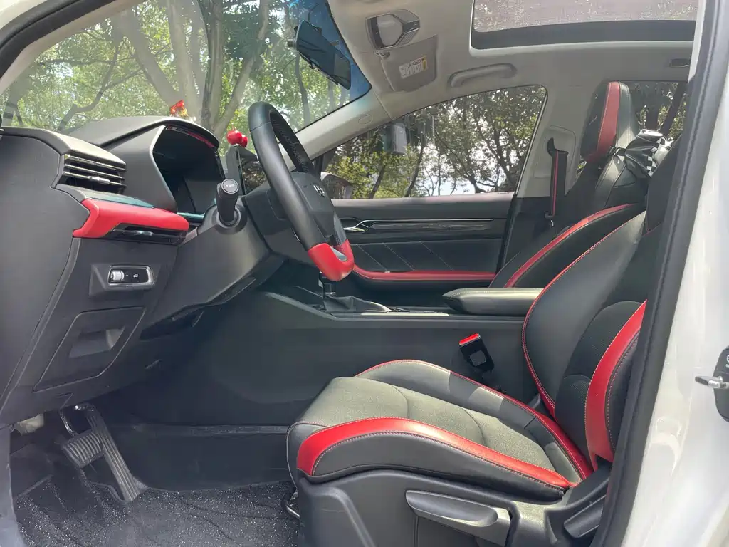 Geely Emgrand S 2021