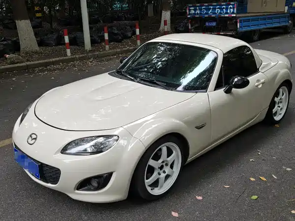 Mazda MX-5 2010