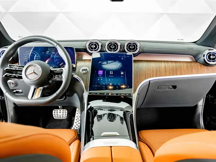 Mercedes-Benz GLC 2025 — фото 13
