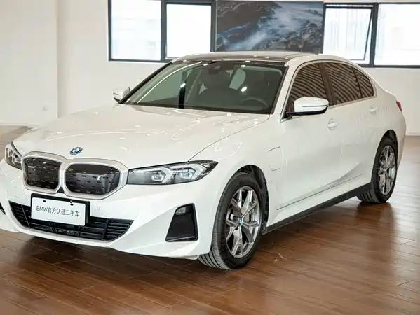 BMW i3 2022